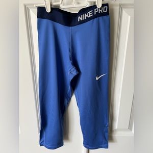 Nike Girl’s Pro Dri Fit 3/4 Leggings